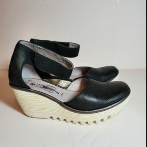 fly London shoes p500070900 size 38